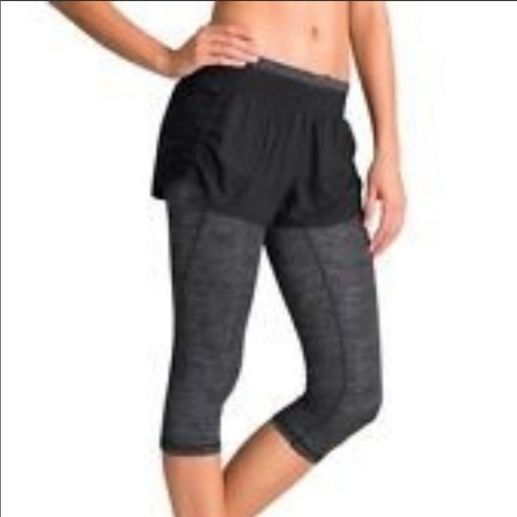 Athleta 2 in 1 knicker in black and gray Medium - Picture 7 of 7